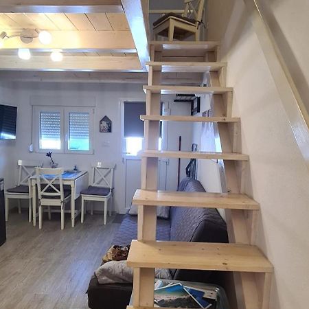 Studio Apartman Loreta Đảo Đảo Cres Ngoại thất bức ảnh